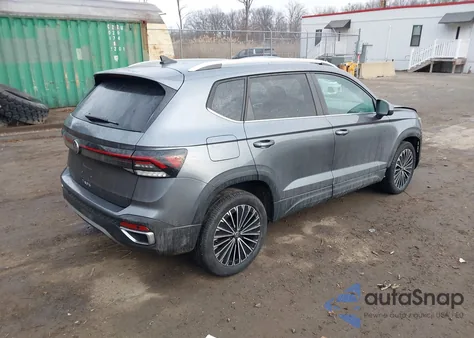 2025 Volkswagen Taos 1.5T Se из США, поврежденный, VIN 3VVSC7B25SM029924